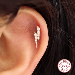 Minimalistischer S925 Sterlingsilber Blitz Ohrstecker mit weißen Zirkonia in Roségold