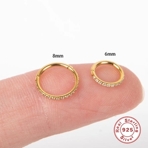 Détails des créoles en argent S925 doré avec zircons, tailles 8mm et 6mm pour cartilage