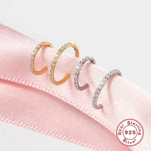 Set van 925 sterling zilveren huggie-oorbellen met micro-zirkonia in drie verschillende kleuren