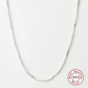 Minimalistische S925 Sterlingsilber Schlüsselbeinkette mit feinem Gliederketten-Design