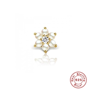 Detail of 925 sterling silver flower stud earring with central zircon and pearl petals