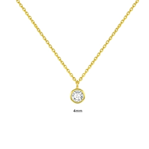 Detail of a 4mm round-cut diamond pendant on a gold S925 silver necklace chain