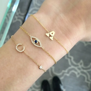 Set di bracciali S925 argento dorato con occhio del diavolo e ciondoli lettere A-C