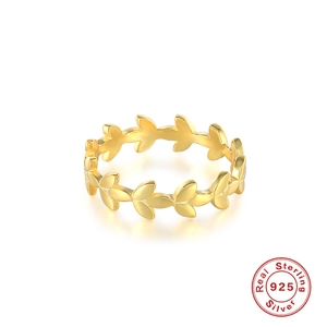 Polished S925 sterling silver ring featuring a continuous olive leaf pattern in gold finish
