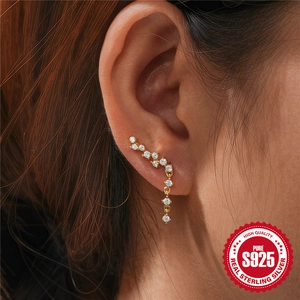 S925 Sterling Silber Vergoldete Crawler-Ohrringe mit Abgestuften Weißen Zirkonia-Steinen