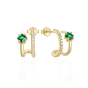 Elegantes pendientes de plata S925 en forma de C con esmeralda verde y pavé de circón
