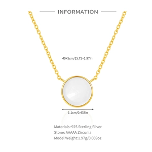 Detailansicht der 925 Sterling Silber Halskette mit 1,1 cm weißem Zirkonia-Anhänger
