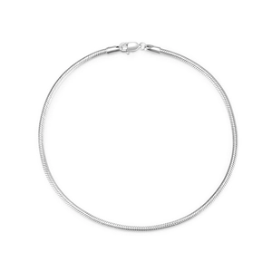 Detailed view of 925 sterling silver snake chain bracelet with durable lobster clasp closure