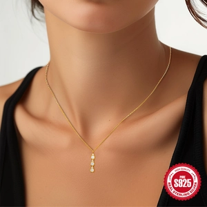 Elegante S925 Sterling Silber Y-Kette mit drei vertikal funkelnden Tropfen-Diamanten