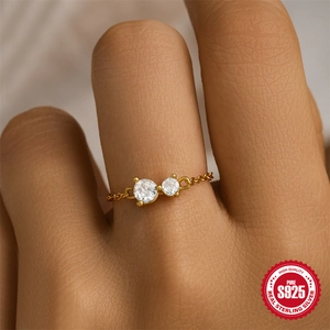 Anello a catena in argento S925 placcato oro con brillante zirconia cubica bianca