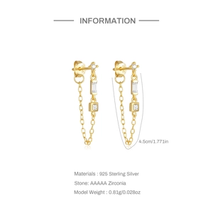 Dettaglio macro di orecchini a catena in argento S925 con zirconi AAAAA e nappe di perle