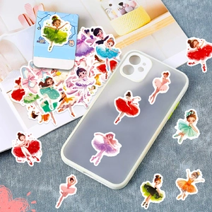 Gros plan d'autocollants de ballerines pour décorer une coque de téléphone