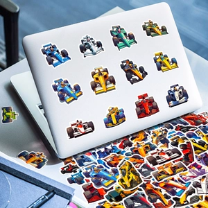 Adesivi per auto da corsa F1 impermeabili su un laptop con vivaci design graffiti