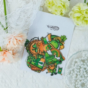 50 adesivi impermeabili per San Patrizio con motivi di leprechaun e trifoglio verde