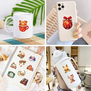 Autocollants de Noël sur mugs, coques de téléphone et papeterie pour la décoration
