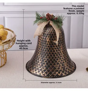 Detailansicht der Vintage-Bronzeglocke mit Kiefernzapfen, Schleife und 40cm Größenangabe