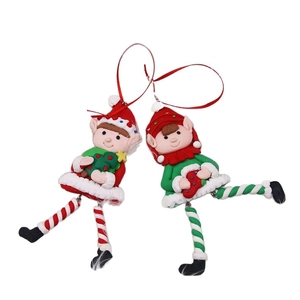 Set mit zwei handgefertigten Weihnachts-Elfen Anhängern in festlichem Rot und Grün