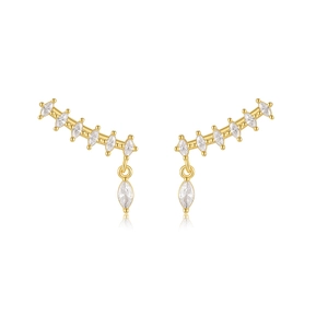 Goldene Marquise-Ohrkletterer mit eleganten Zirkonia-Anhängern auf weißem Hintergrund