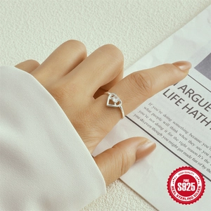 Elegant S925 sterling silver heart-shaped open ring featuring a single zircon stone