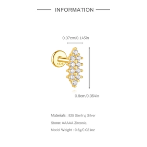 Detail van ruitvormige S925 zilveren goud vergulde piercing met AAAAA-zirkonia steentjes
