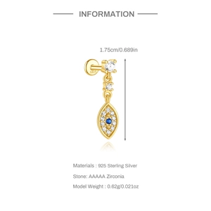 Detail van S925 zilveren boze oog oorknopje met blauwe zirconia en de afmetingen