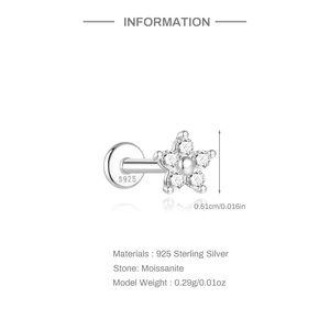 Detailansicht eines S925 Sterling Silber Moissanit Blumen Knorpelohrsteckers