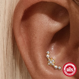 Eleganter S925 Sterlingsilber Stern-Ohrknorpelstecker mit Vergoldung und Zirkonia