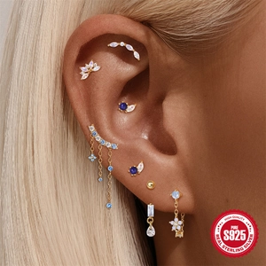 S925 Sterling Silber Gold Ohrpiercing Set mit blauen Steinen und Quastenanhänger