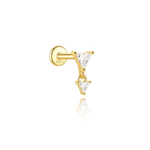 Makroaufnahme von S925 Sterlingsilber Ohrstecker mit Goldbeschichtung und zwei Dreieck Zirkonia