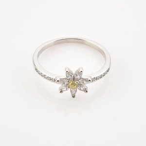Anillo de girasol en plata S925 con circonitas amarillas y blancas de diseño floral
