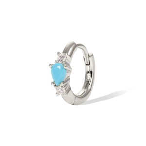 Detailopname van S925 zilveren oorring met peervormige blauwe turquoise en witte zirkoon