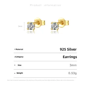 Detail van de 3mm zirkoon oorknopjes in S925 zilver met goud vergulde parameters