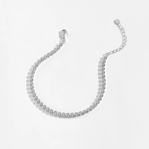 Makroaufnahme von S925 Sterlingsilber Tennisarmband mit Karabinerverschluss und Verlängerung