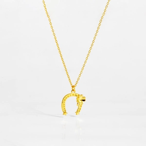 Collar de trébol en forma de U de plata 925 dorada con grabado de estrellas
