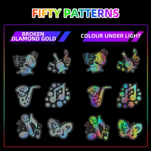 Détail d'autocollants musicaux laser avec effets doré diamant et lumière arc-en-ciel
