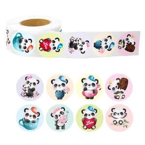 Rol van 500 schattige panda-stickers voor cadeauverpakkingen en scrapbooking-projecten
