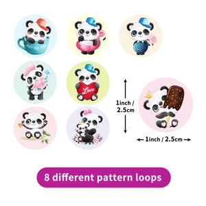 Rol van 500 schattige panda-stickers met 8 verschillende patronen voor kinderen