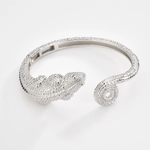 Artistic silver lizard open bangle with textured animal motif and spiral tail design