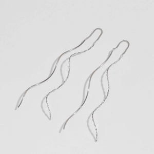 Élégantes boucles d'oreilles vagues en argent S925 au design linéaire minimaliste