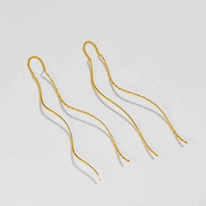 Élégantes boucles d'oreilles vagues en argent S925 doré avec design géométrique chic