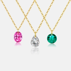 Trois colliers élégants en argent S925 avec pendentifs rose, blanc et vert