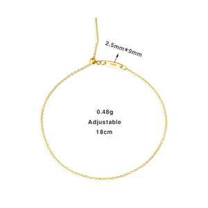 Detail der verstellbaren S925 Sterlingsilber Goldkette mit Schiebeverschluss und Nadel