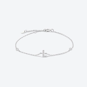 S925 sterling silver chain bracelet featuring a zircon-encrusted letter L pendant