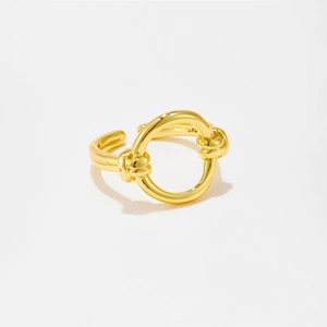Anillo de nudo ajustable minimalista en plata S925 bañada en oro de 18K acabado pulido
