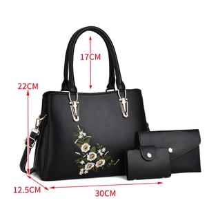 Dimensions détaillées et broderies florales sur l'ensemble de 3 sacs à main noirs