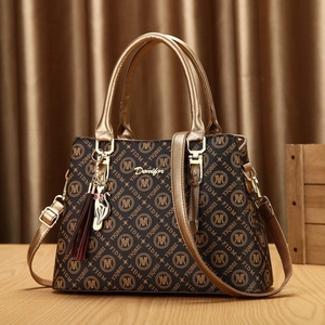 Sac à Main Vintage à Imprimé Monogramme pour Femme Grand Sac Fourre-tout Avec Pendentif Chat en Métal et Gland Sac à Épaule