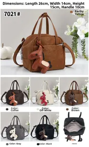 Detailed size chart for the pony charm crossbody bag measuring 26x14x15cm with handle