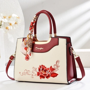 Elegante beige und weinrote Handtasche mit Pfingstrosen-Stickerei und Zier-Seidenschal