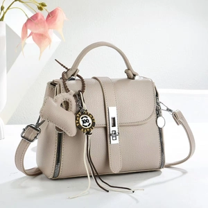 Women Fashion PU Leather Handbag Litchi Grain Small Square Bag Casual Daily Shoulder Crossbody Bag With Hanging Charms