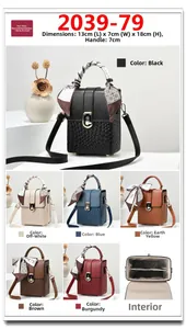 Mini borsa vintage a tracolla con trama intrecciata, manico in seta e divisorio interno